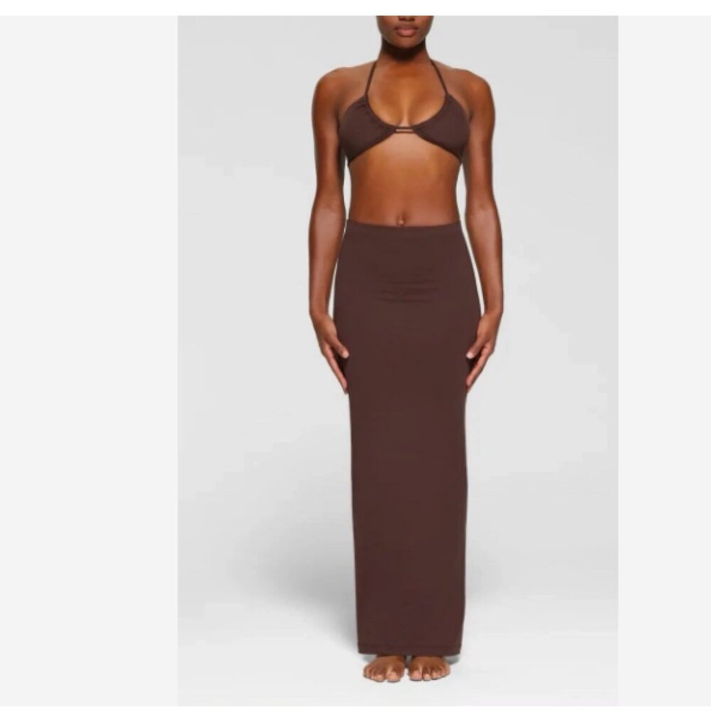 SKIMS ribbed maxi skirt brown Sz‎ Medium